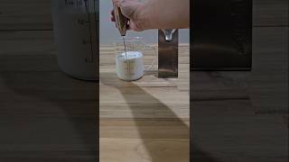 Aerolatte Handheld Milk Frother [upl. by Snehpets]